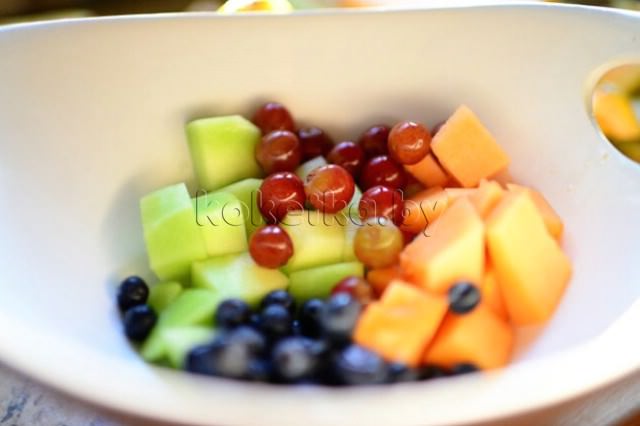 Cалат с ананасом Cалат с ананасом