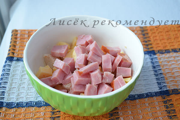 Нарезанная ветчина