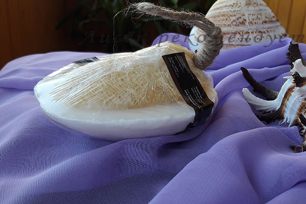 ФИГУРНОЕ СПА-МЫЛО «КОКОС» C НАТУРАЛЬНОЙ ЛЮФОЙ 150 ГР / LUFA SPA SOAP COCONUT