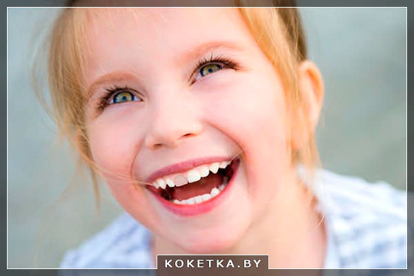 Девочка с коррекцией зубов
