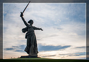 Родина-мать зовёт памятник