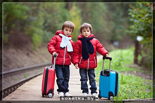Чемодан детский