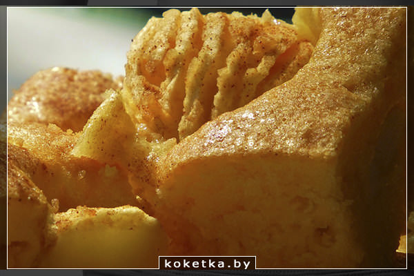 Яблочный пирог со сметаной коньяком