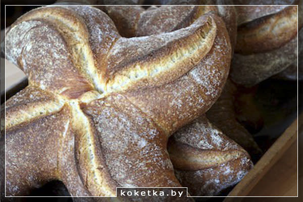 Пшенично-ржаная булочка готова!