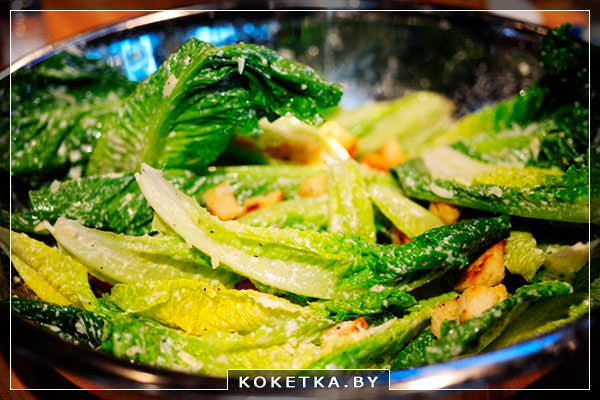 Салат из пекинской капусты с сухариками
