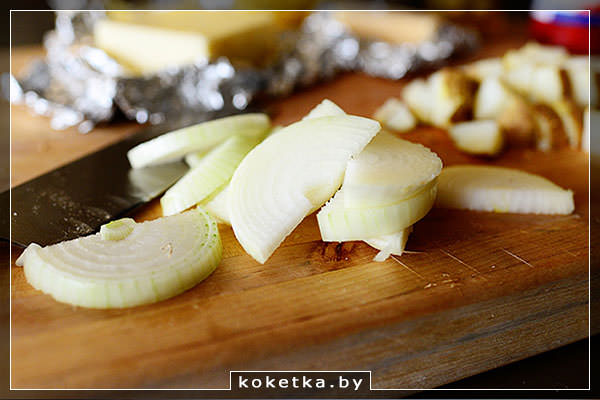 Лук полуколечками