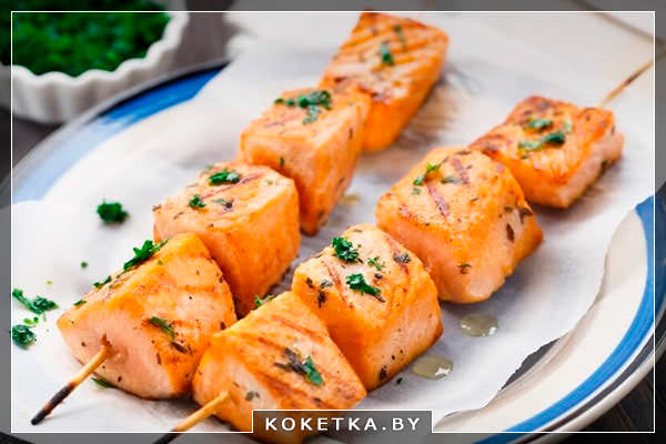 Шашлык из рыбы на мангале