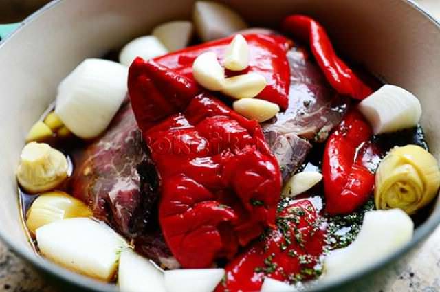 Тушеное мясо по-итальянски