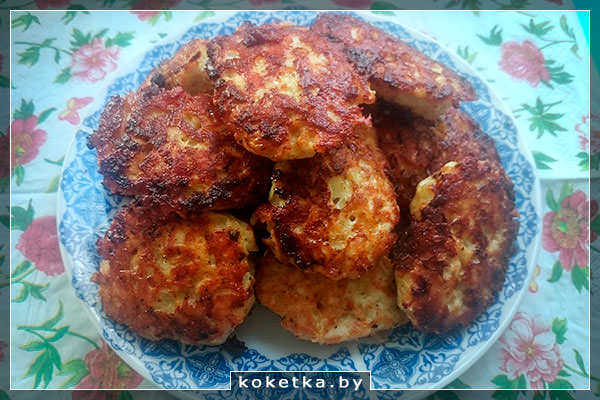 Готовые к употреблению куриные котлетки 