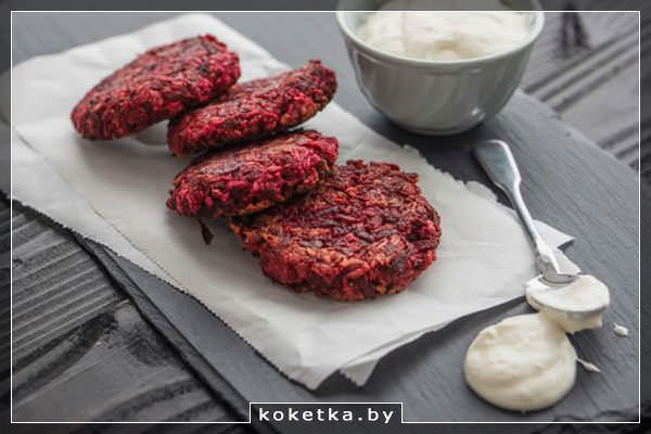 Свекольно-картофельные оладушки