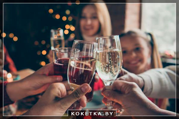 Новогодний стол для детей